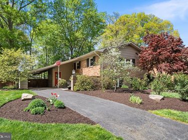 8408 BREWSTER DRIVE , ALEXANDRIA, VA 22308