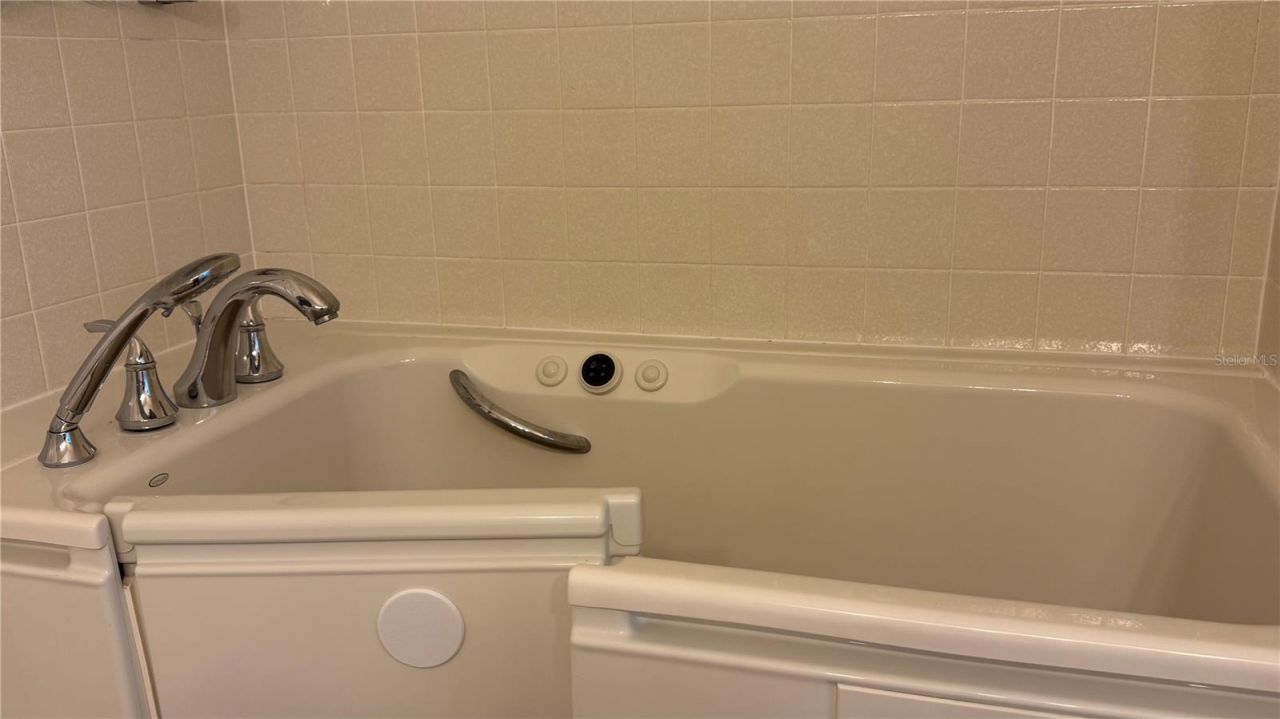 5115 51st Lane W, Bradenton, FL 34210 Photo