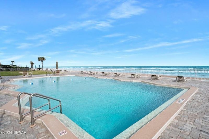 2828 N Atlantic Avenue, Unit 604, Daytona Beach, FL 32118 Photo