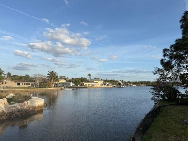 5250 Miller Bayou Drive, Port Richey, FL 34668 Photo