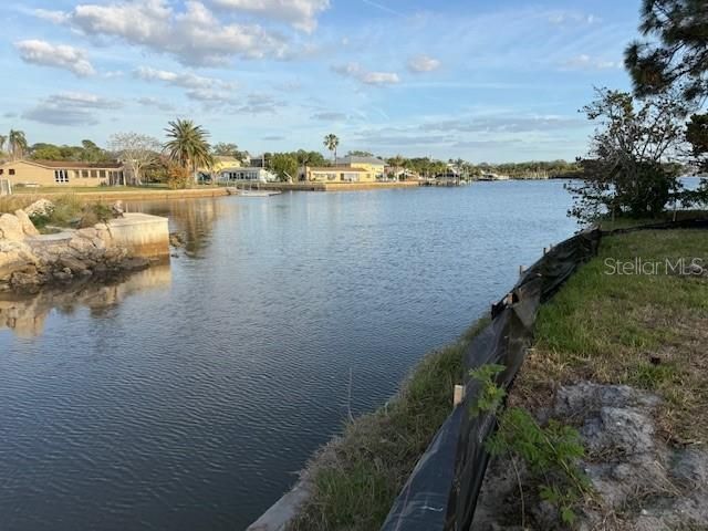 5250 Miller Bayou Drive, Port Richey, FL 34668 Photo