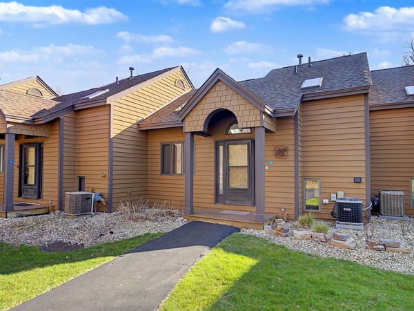 32 Creekwood Lane, GALENA, IL 61036