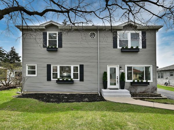 656 W Comstock Avenue , Elmhurst, IL 60126