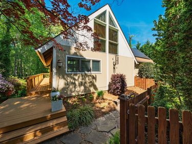 9904 Penny Road, Raleigh, NC 27606