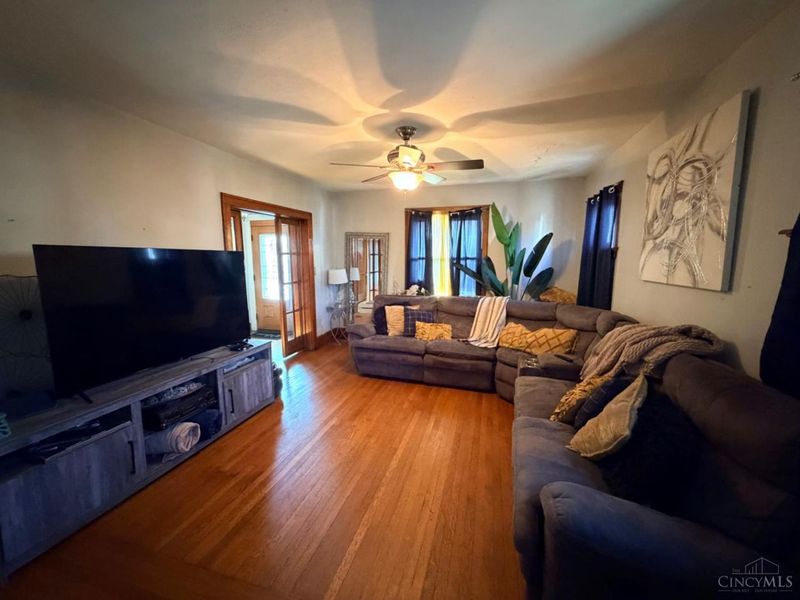 5012 Kemper Avenue, Cincinnati, OH 45217 Photo 6