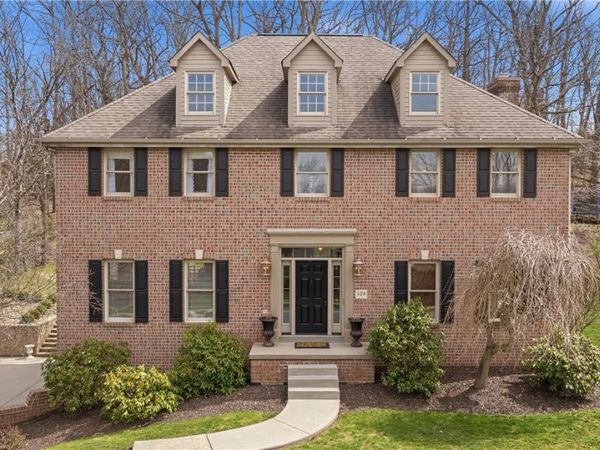 128 Oakview Drive, Cranberry Twp, PA 16066