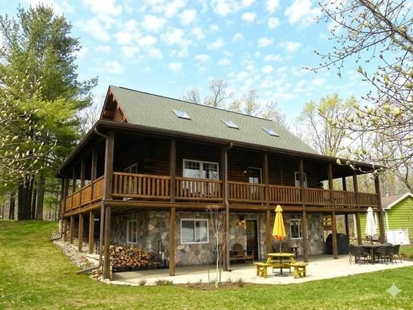 16211 Pretty Lake Drive, Mecosta, MI 49332