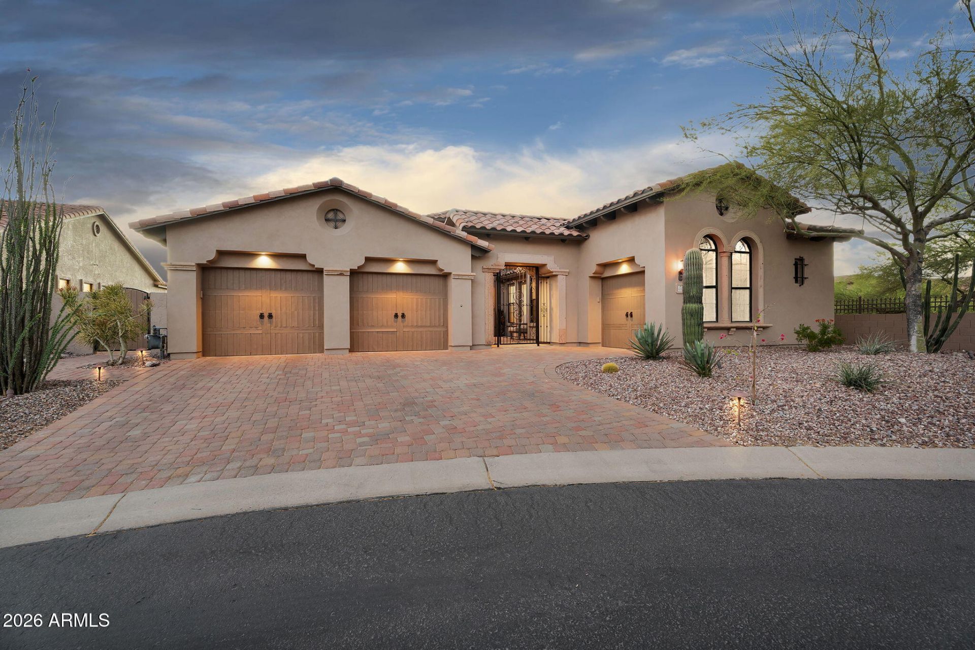 4062 N Goldcliff Circle, Mesa, AZ 85207 Main Photo