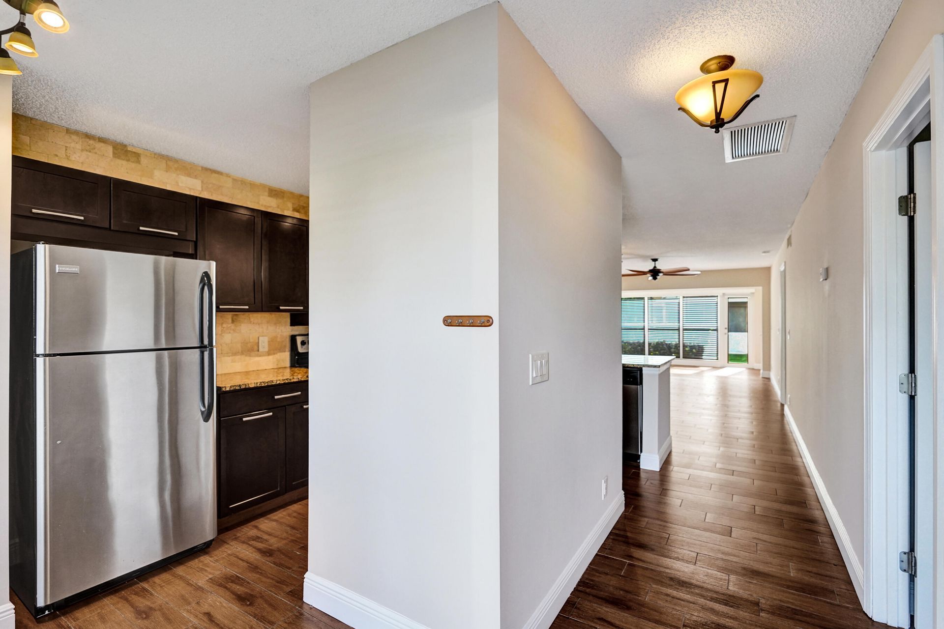 1140 Boxwood Drive, Unit 102, Delray Beach, FL 33445 Photo