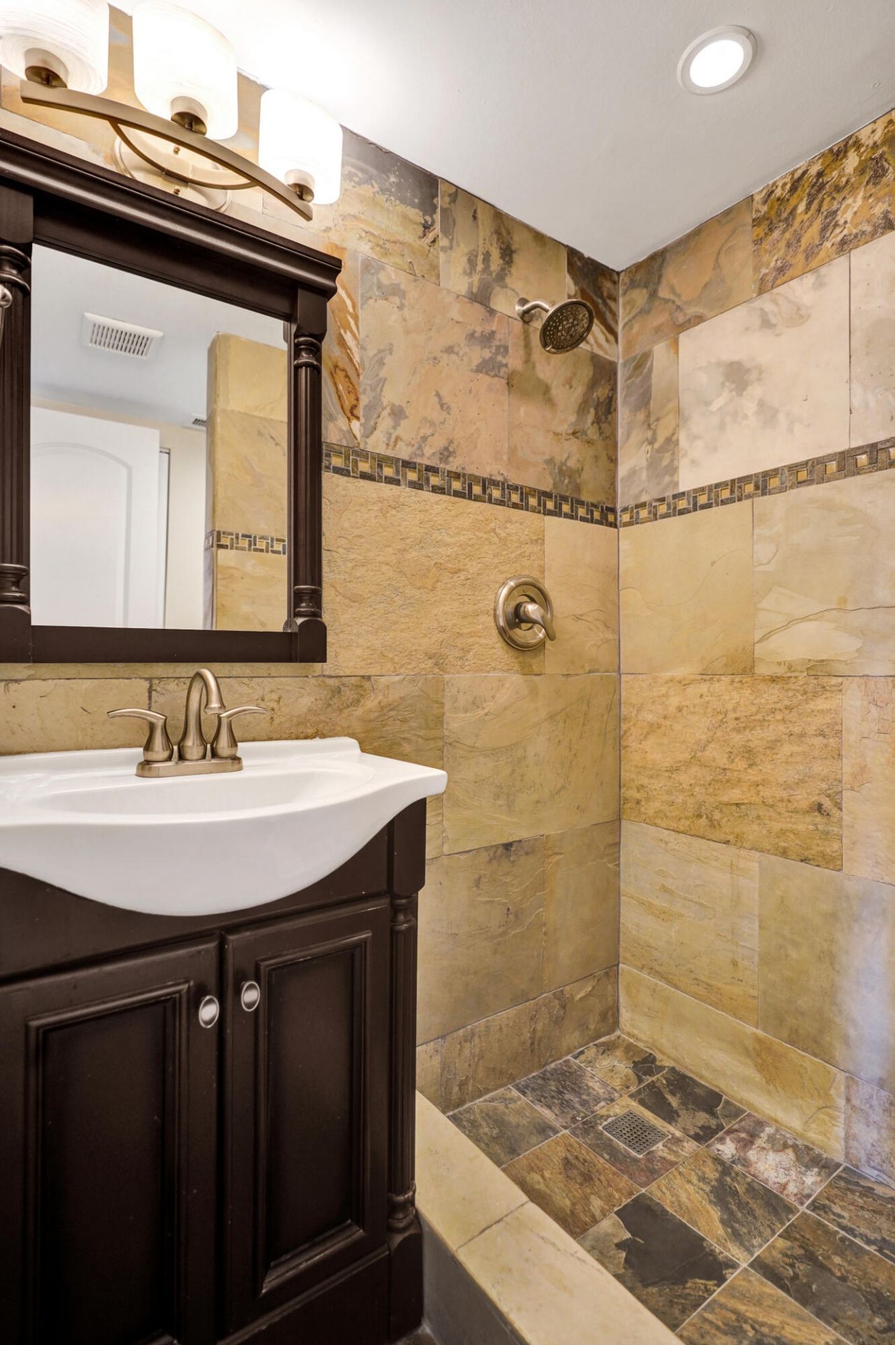 1140 Boxwood Drive, Unit 102, Delray Beach, FL 33445 Photo