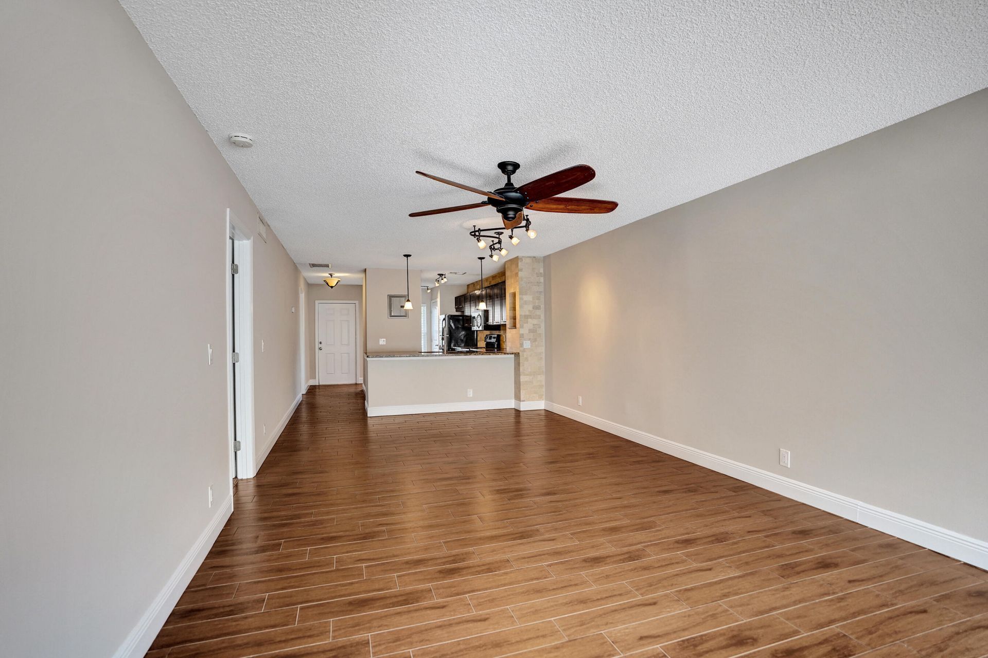 1140 Boxwood Drive, Unit 102, Delray Beach, FL 33445 Photo