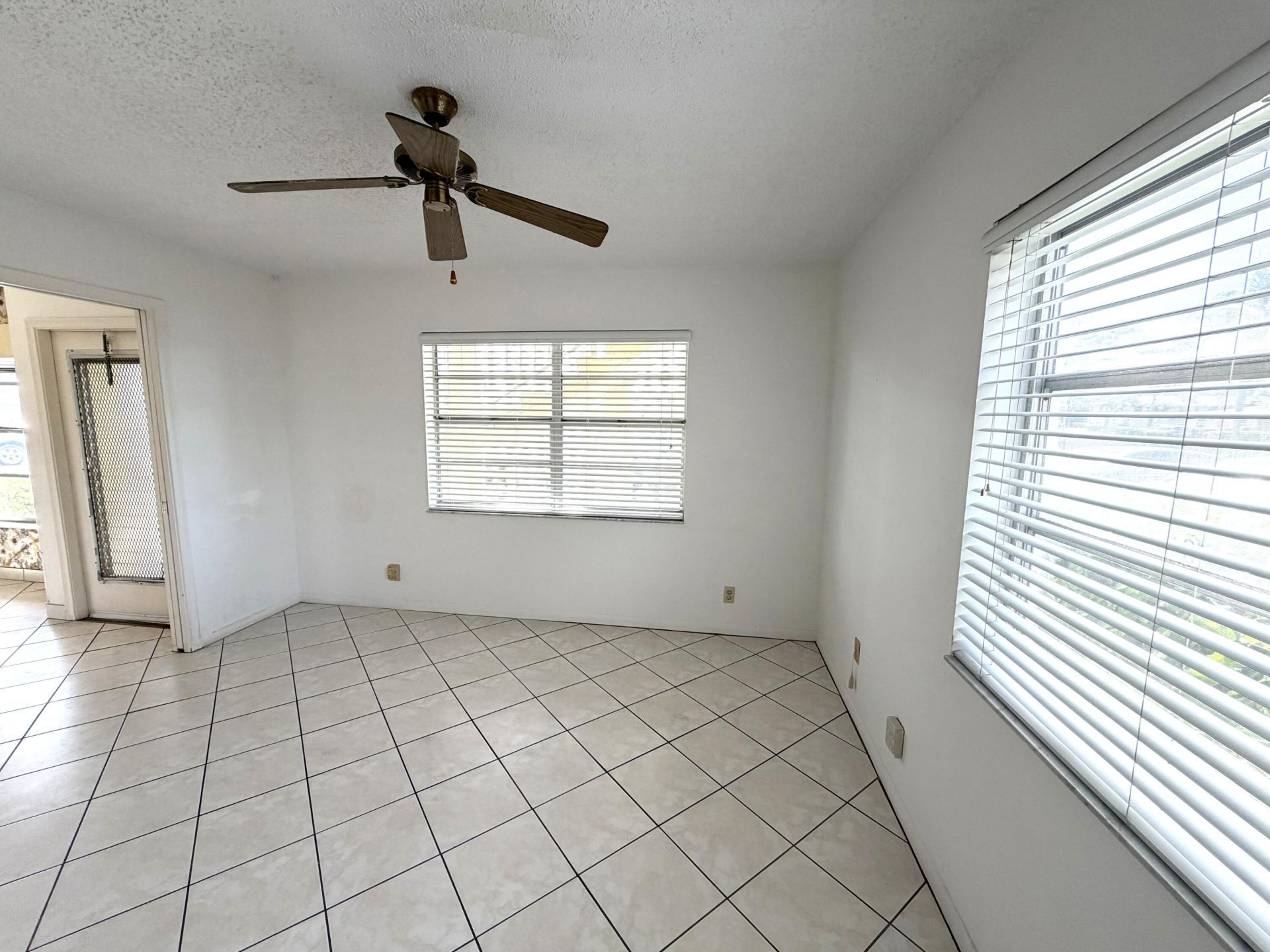 1141 Violet Terrace, Unit 101, Delray Beach, FL 33445 Photo