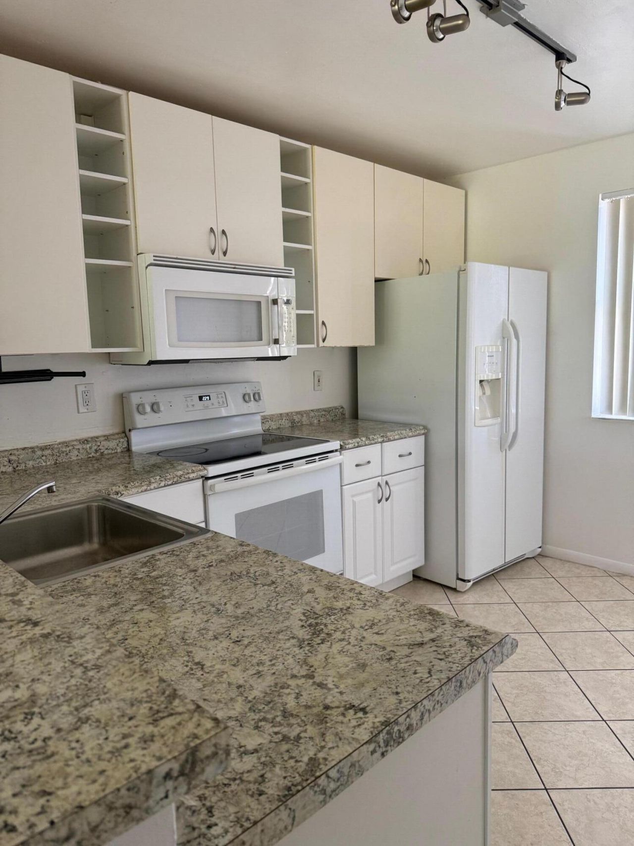 5721 Riverside Drive, Unit 301b5, Coral Springs, FL 33067 Photo