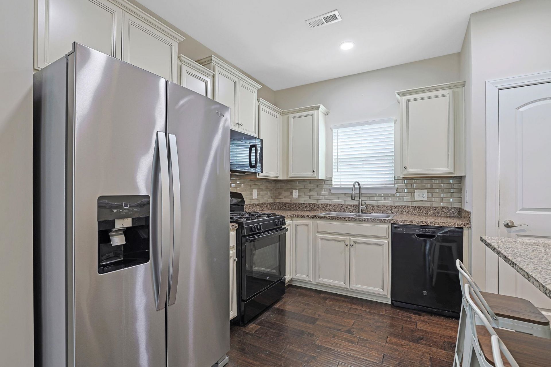 1407 Ferney Dr. Photo 10