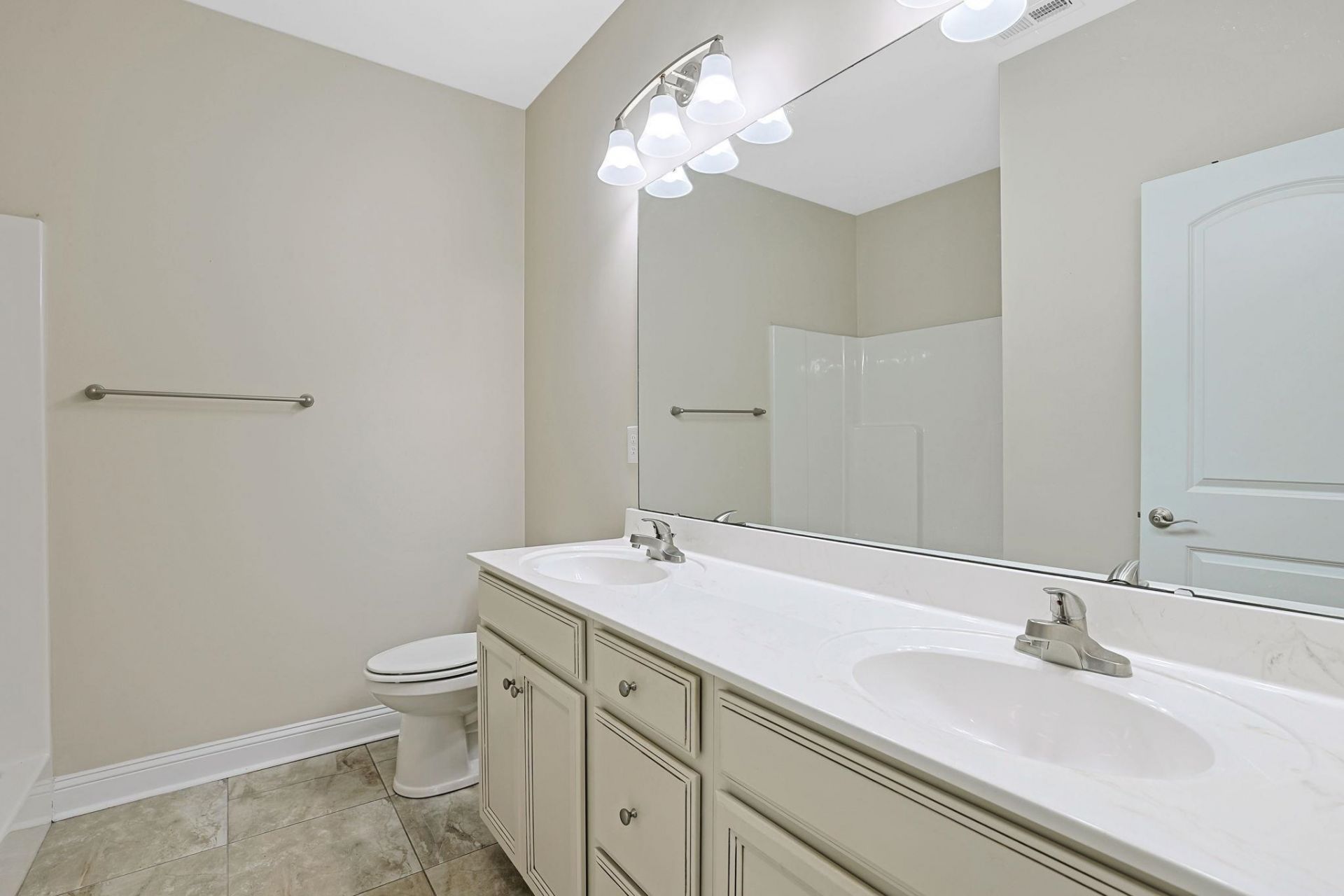 1407 Ferney Dr. Photo 14