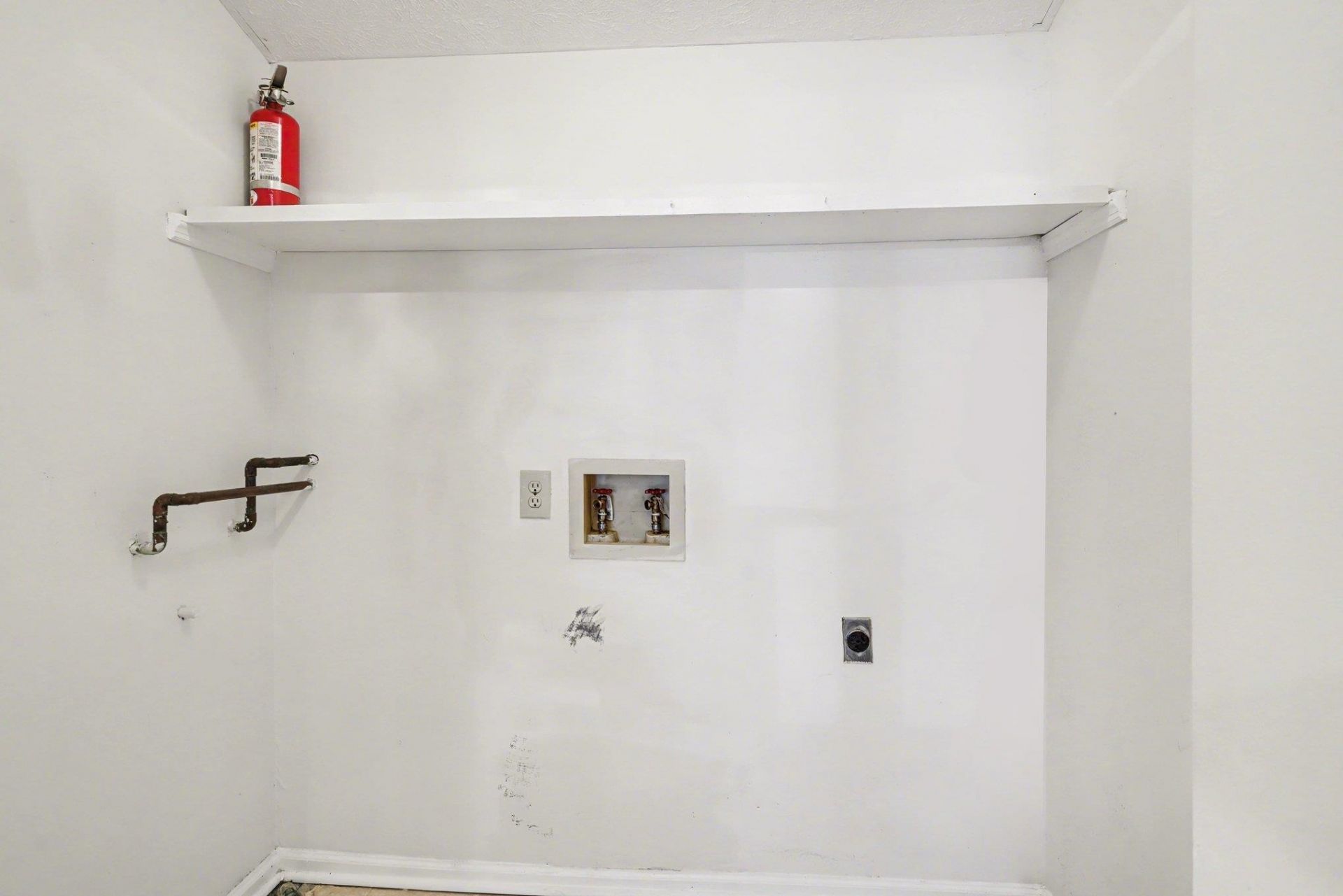 704 Wendy Ln. Photo 20