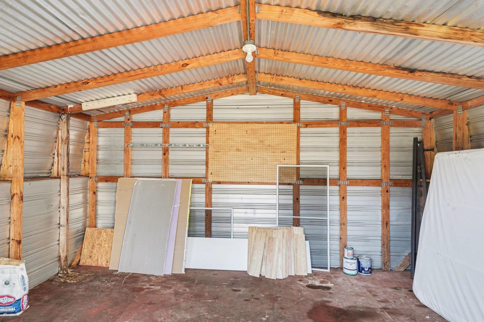 704 Wendy Ln. Photo 22