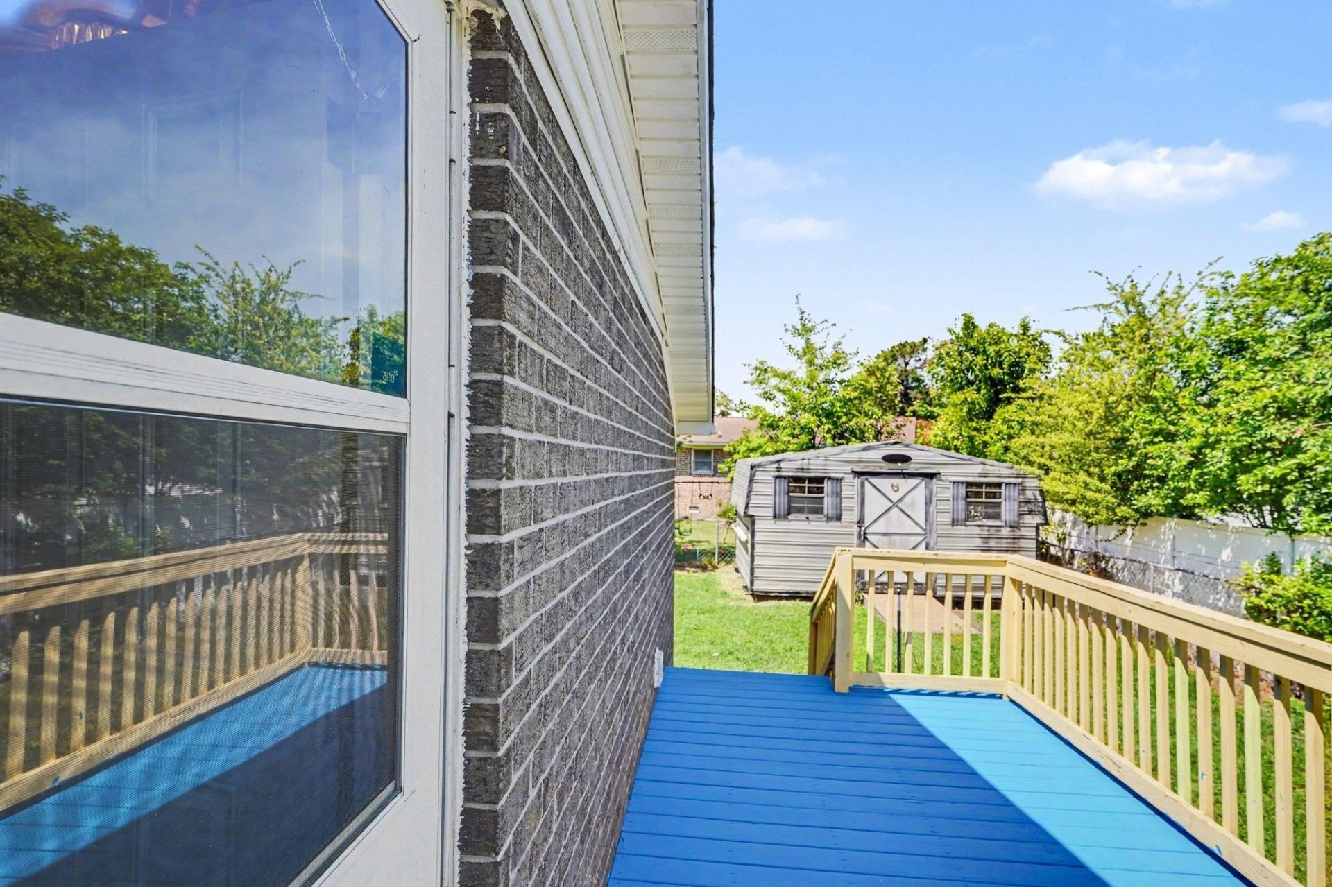 704 Wendy Ln. Photo 24