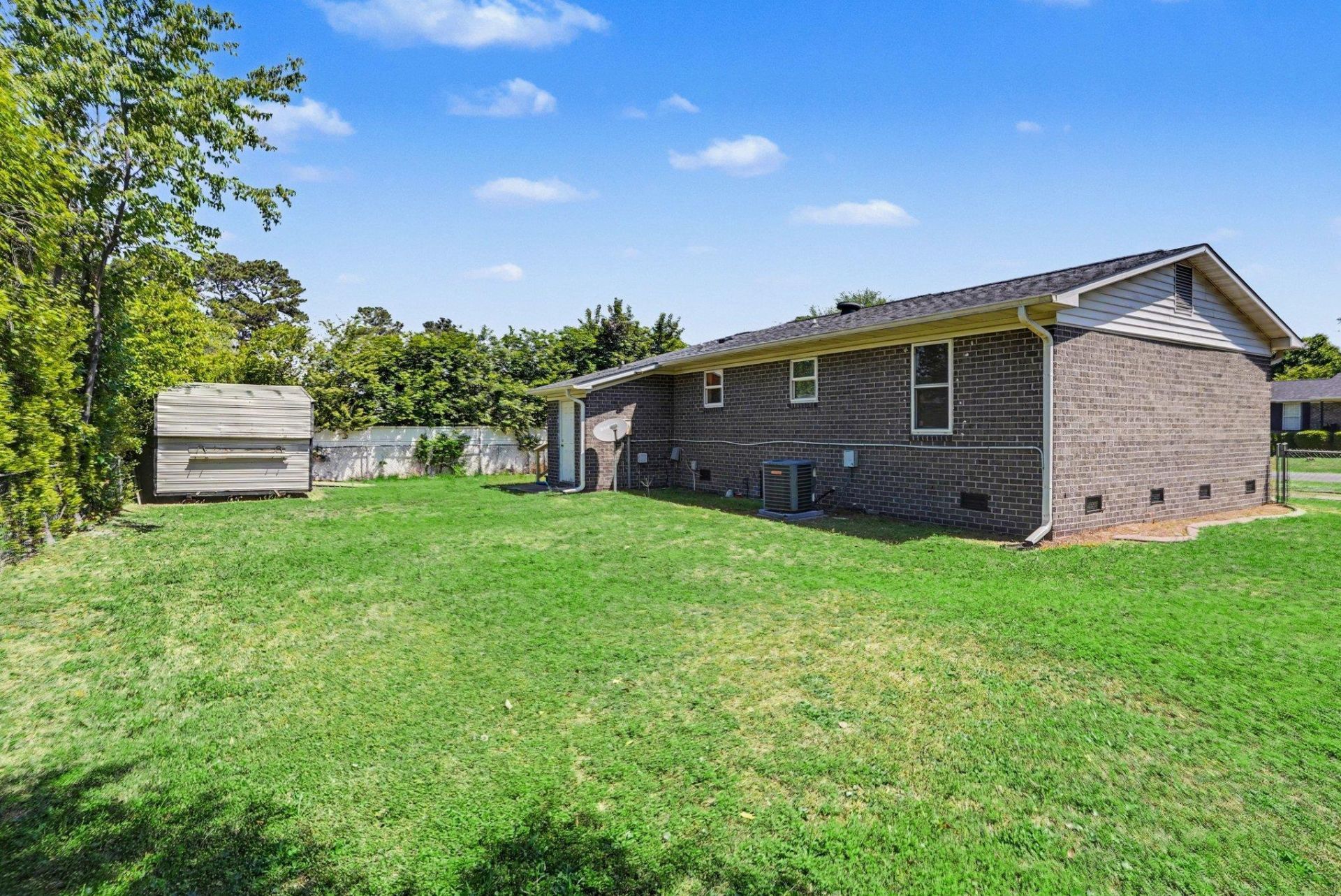 704 Wendy Ln. Photo 27