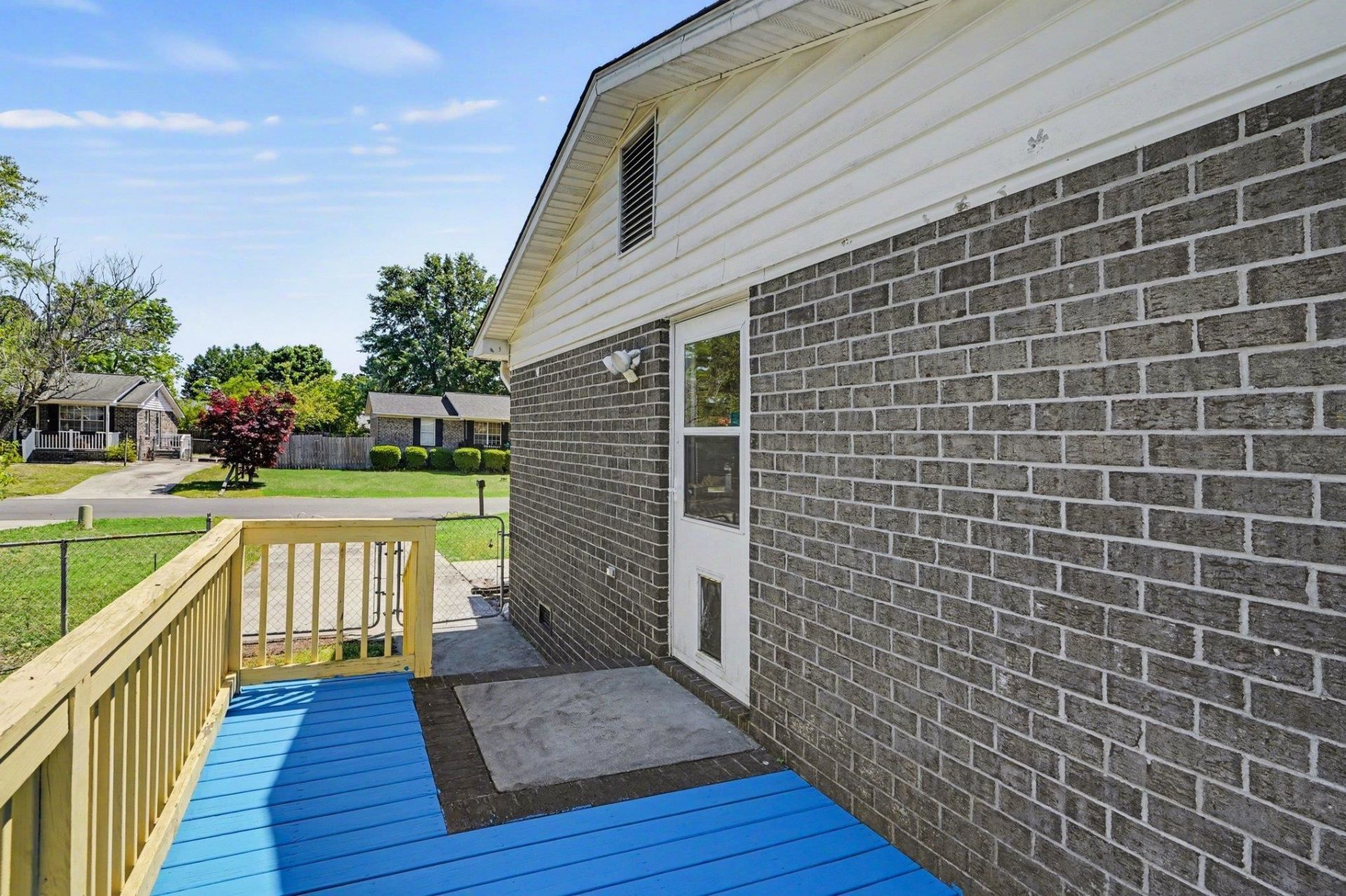 704 Wendy Ln. Photo 36