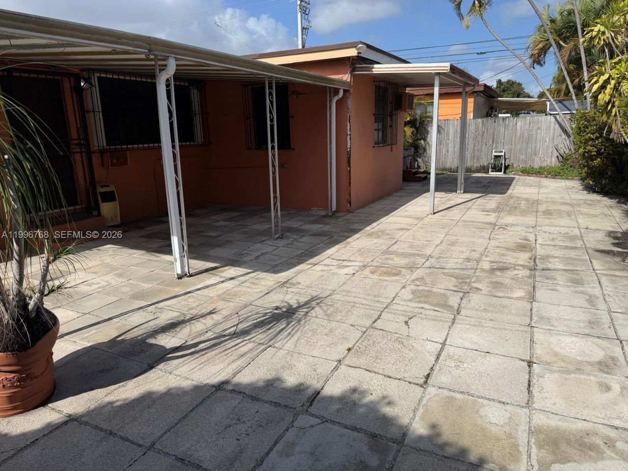1185 W 32nd St, Hialeah, FL 33012 Photo