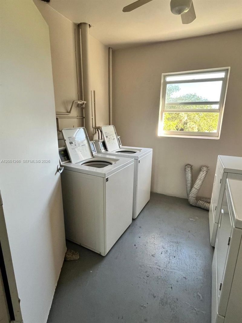 3200 N Palm Aire Dr, Unit 407, Pompano Beach, FL 33069 Photo