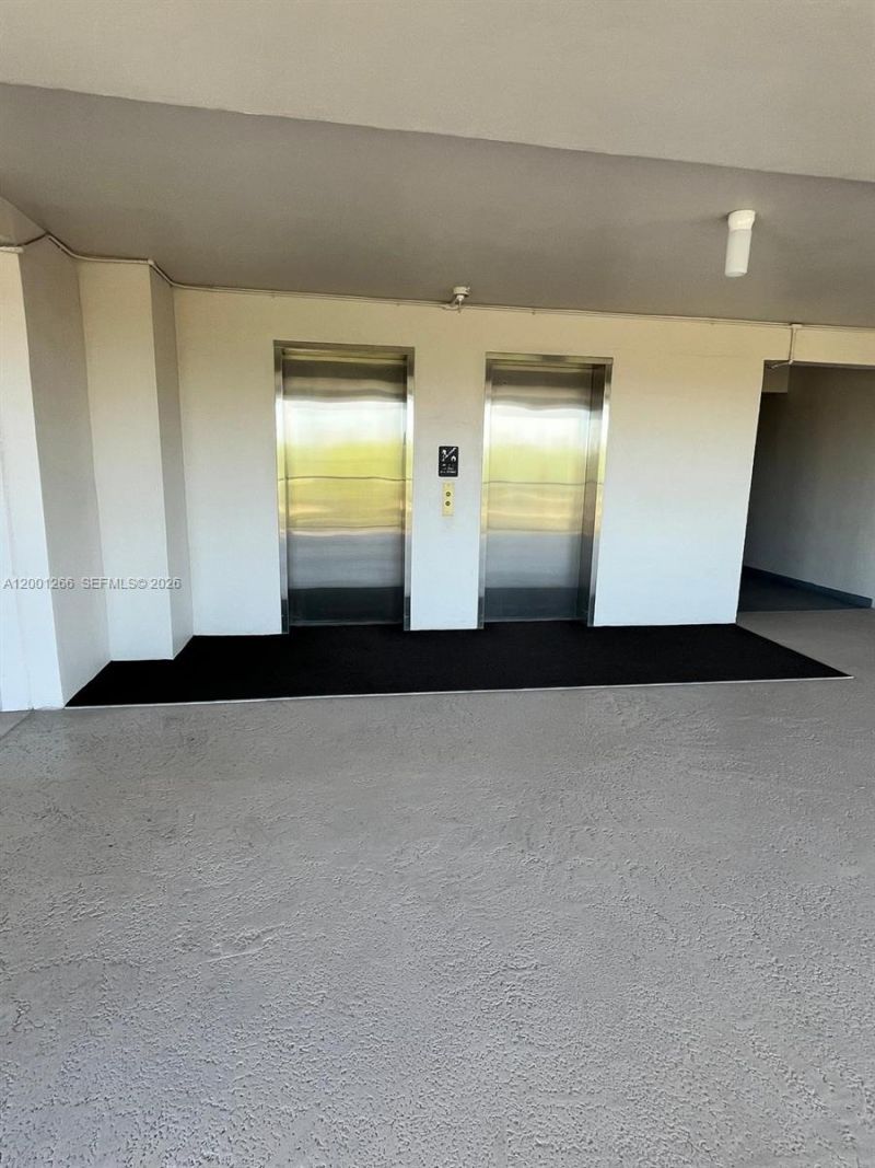 3200 N Palm Aire Dr, Unit 407, Pompano Beach, FL 33069 Photo