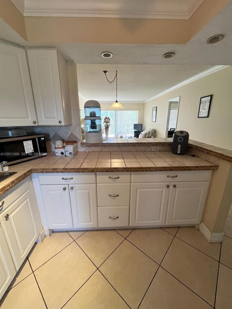 3200 N Palm Aire Dr, Unit 407, Pompano Beach, FL 33069 Photo