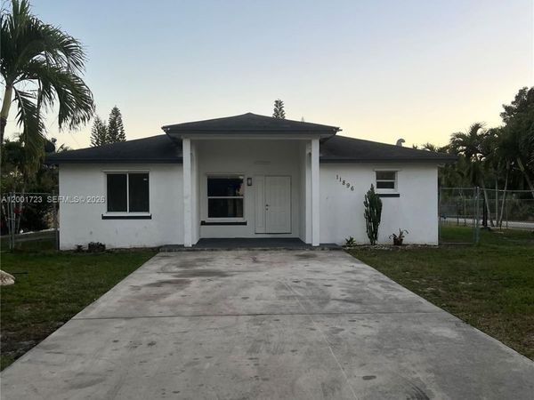 11896 SW 224th St , Miami, FL 33170