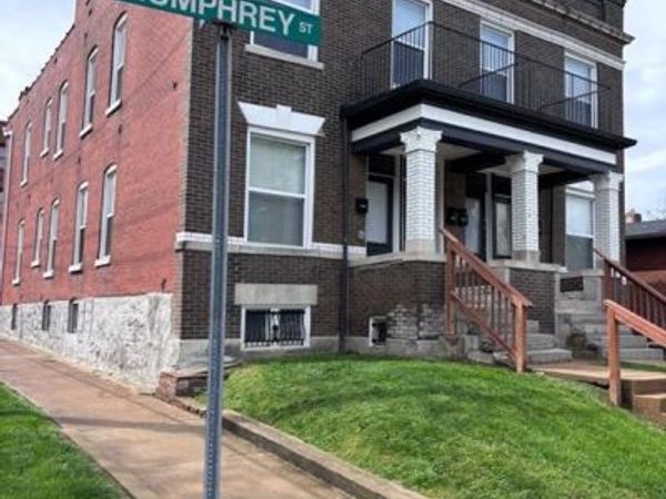 3900 Humphrey Street, St Louis, MO 63116