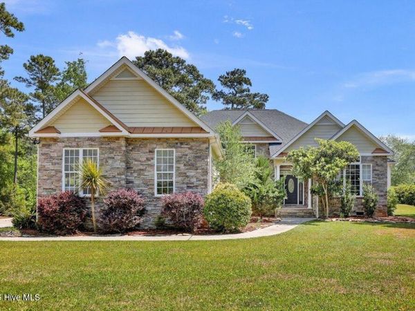 707 N Green Tee Road, Hampstead, NC 28443