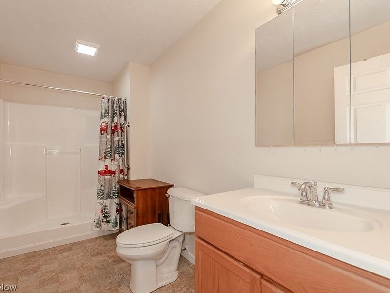 5930 Lake Road W, Unit 1402, Ashtabula, OH 44004 Photo 19