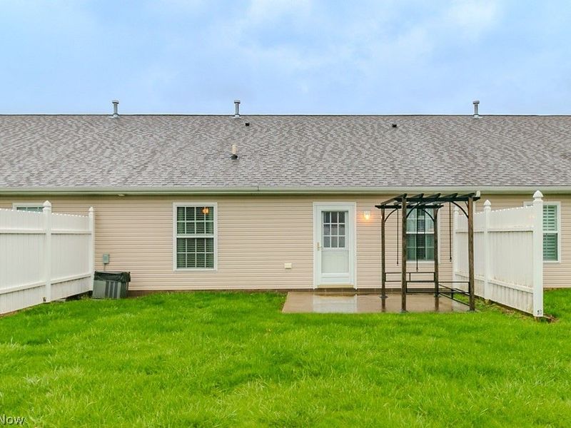 5930 Lake Road W, Unit 1402, Ashtabula, OH 44004 Photo 23