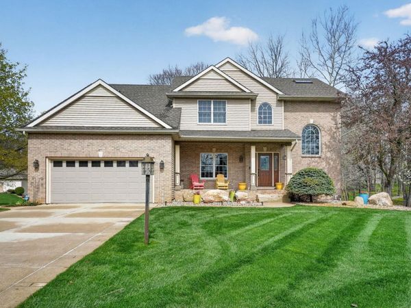 51801 Vance Vista Court, South Bend, IN 46628
