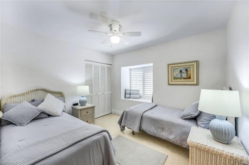 631 Beachwalk Cir, Unit F204, Naples, FL 34108 Photo