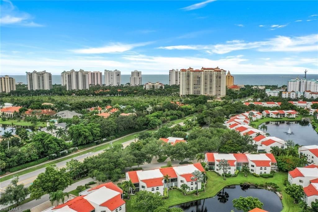 631 Beachwalk Cir, Unit F204, Naples, FL 34108 Photo