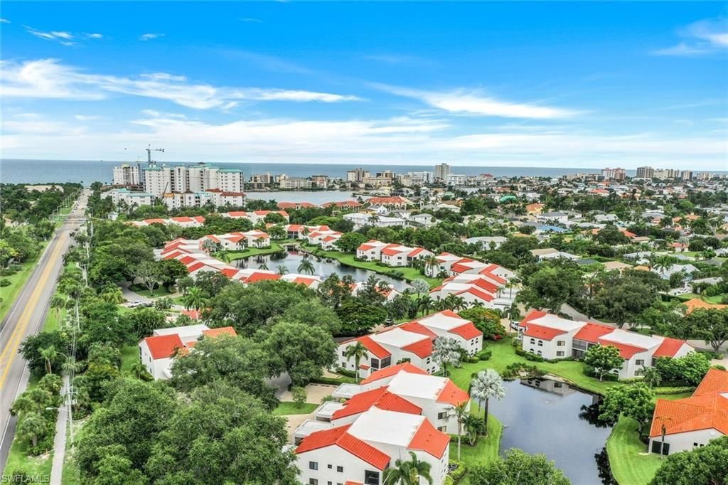 631 Beachwalk Cir, Unit F204, Naples, FL 34108 Photo