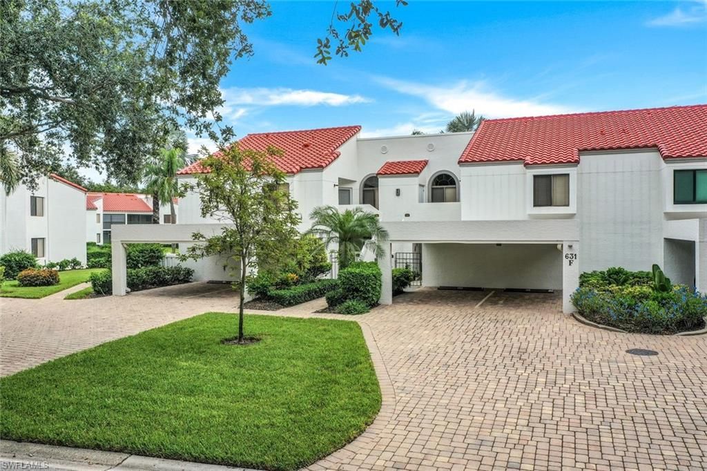 631 Beachwalk Cir, Unit F204, Naples, FL 34108 Photo