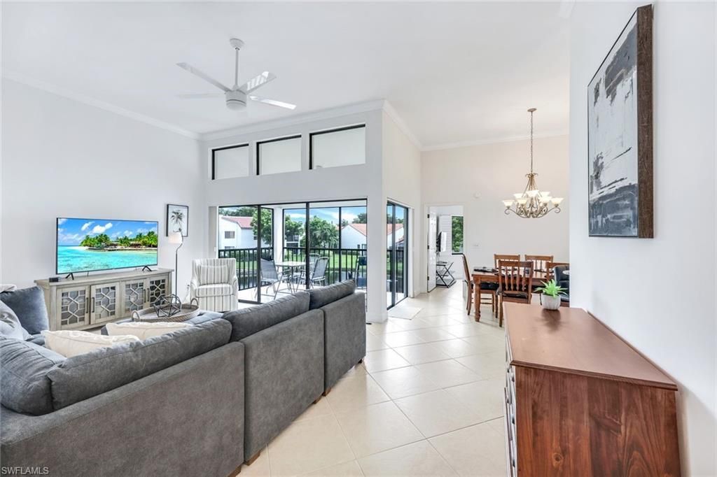 631 Beachwalk Cir, Unit F204, Naples, FL 34108 Photo