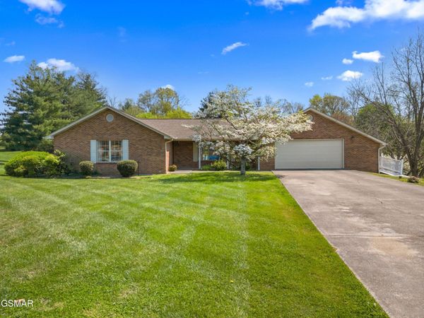 4532 Yorkshire Lane, Morristown, TN 37813