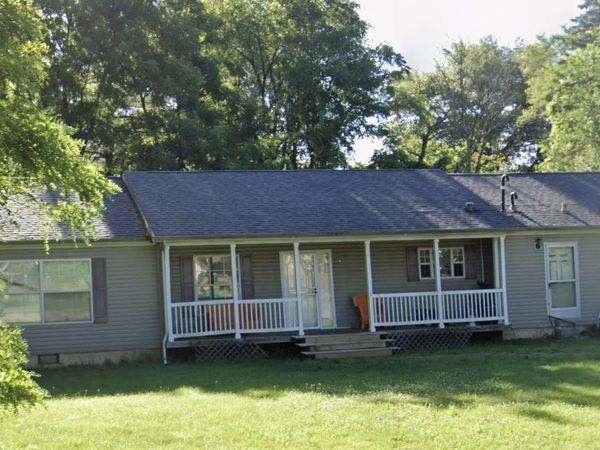 5475 Connecticut Street, Merrillville, IN 46410