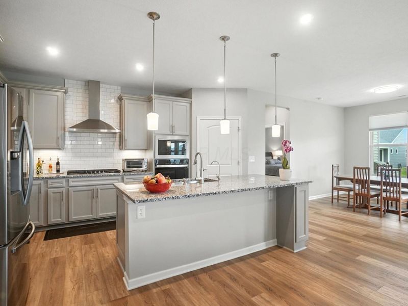 1756 Zucchina Drive , Hilliard, OH 43026 Photo 5