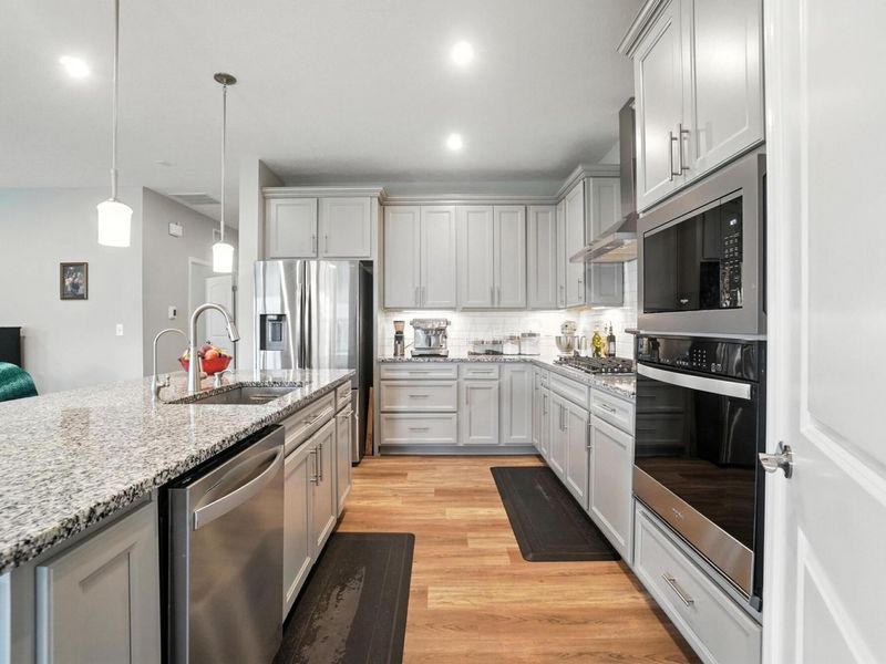 1756 Zucchina Drive , Hilliard, OH 43026 Photo 7