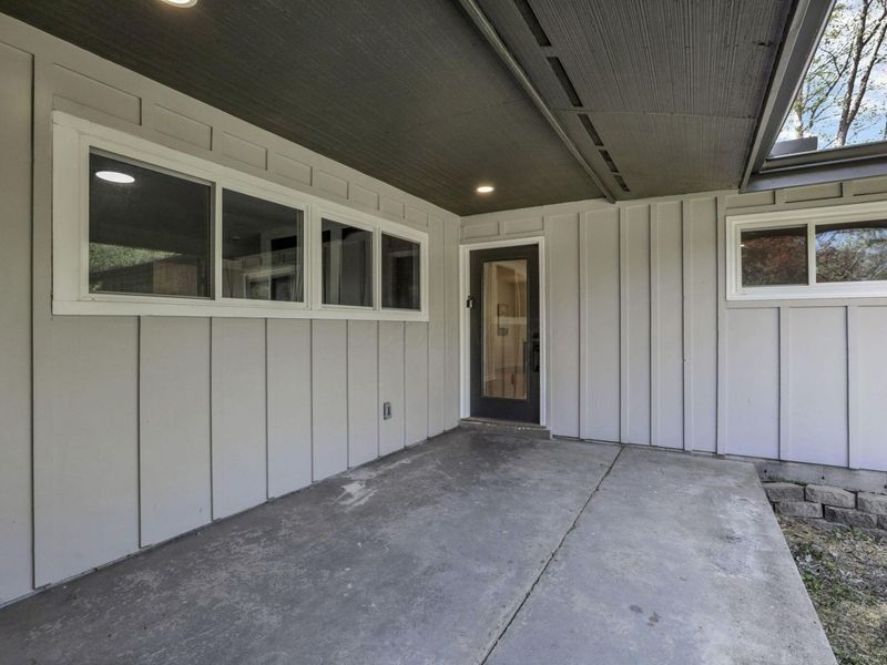 1297 Bristol Court, Circleville, OH 43113 Photo 2