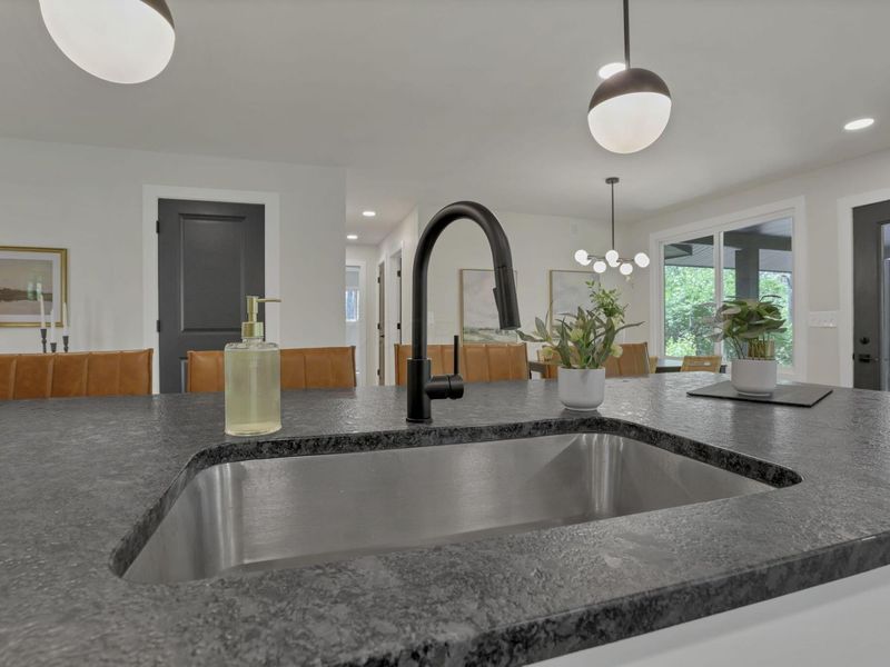 1297 Bristol Court, Circleville, OH 43113 Photo 5