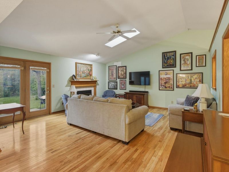 4981 Birch Grove Drive, Groveport, OH 43125 Photo 11