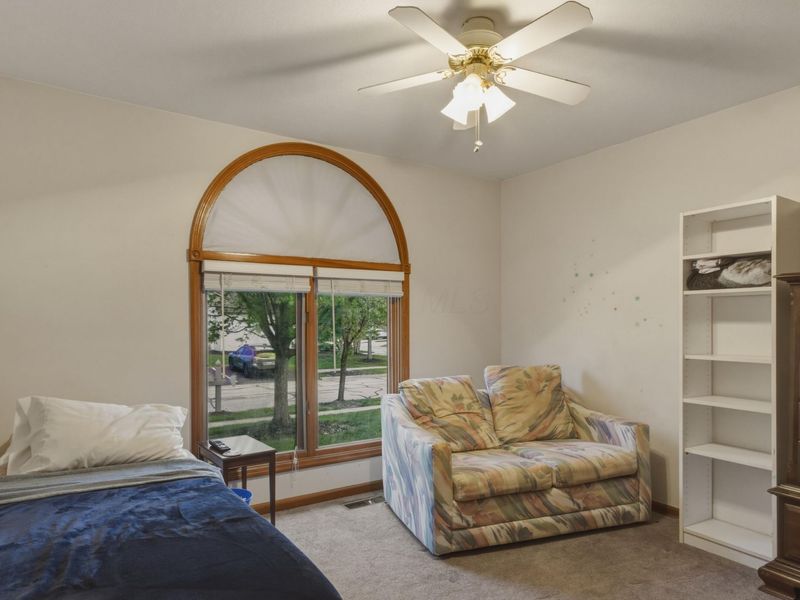 4981 Birch Grove Drive, Groveport, OH 43125 Photo 18