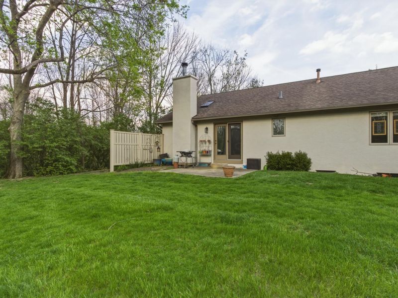 4981 Birch Grove Drive, Groveport, OH 43125 Photo 8