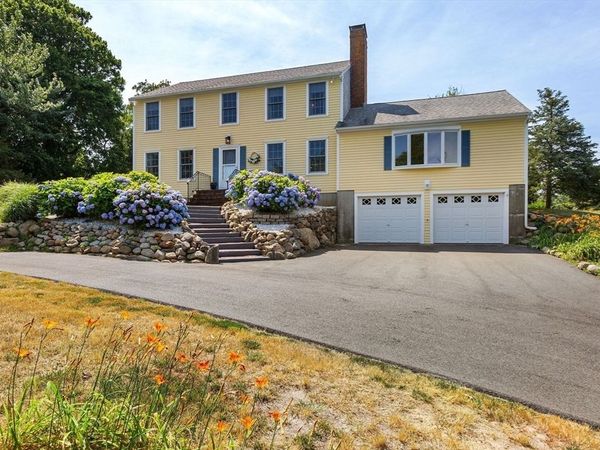 10 Briarfield Road, Dennis, MA 02660