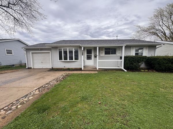 757 Watson Drive , Genoa, IL 60135